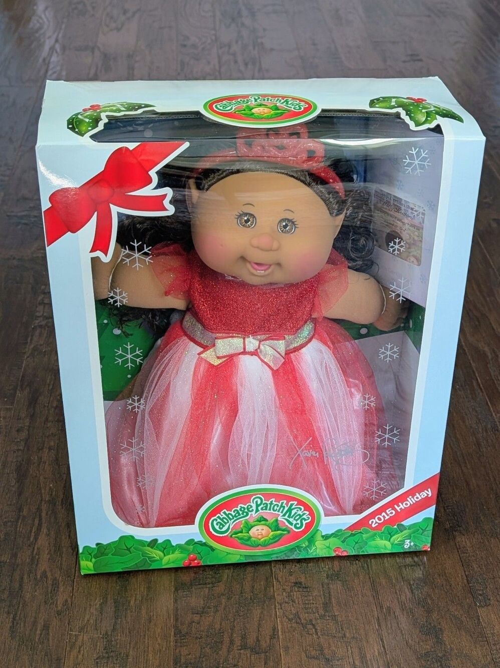 *NIB* Cabbage Patch Kids Holiday Edition Doll 2015 - Brown Hair & Brown Eyes